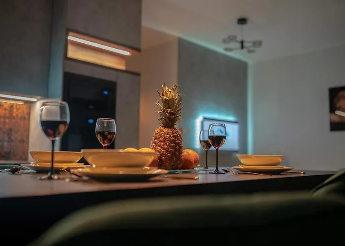 W Cieplicach Deluxe * Еленя-Гура